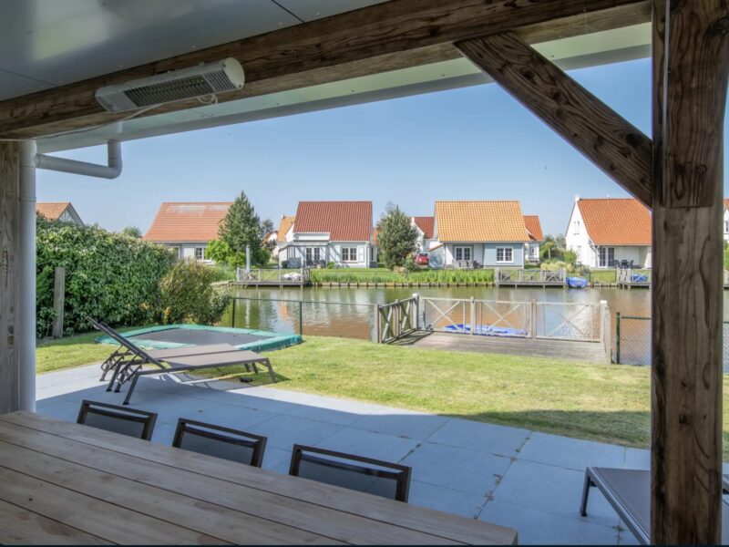 Roompot Noordzee Résidence Cadzand-Bad Watervilla 8A Luxe